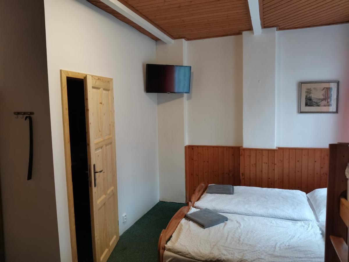 Penzion U Hrocha Lučany nad Nisou Buitenkant foto